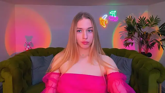 sassy cutie online show from November 2025 06:17:02 AM