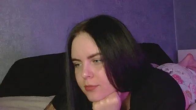 Snapshot of eBellka chatting on October 2025 06:30:02 PM eBellka online show from October 2025 06:30:02 PM