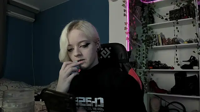 Holy Mistress S online show from November 2025 09:29:01 AM