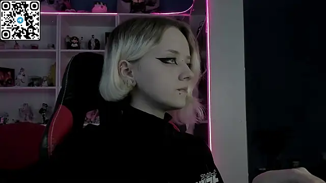 Holy Mistress S online show from March 2026 10:07:02 AM