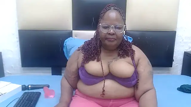 MatureMilfxxx online show from November 2025 04:34:01 AM