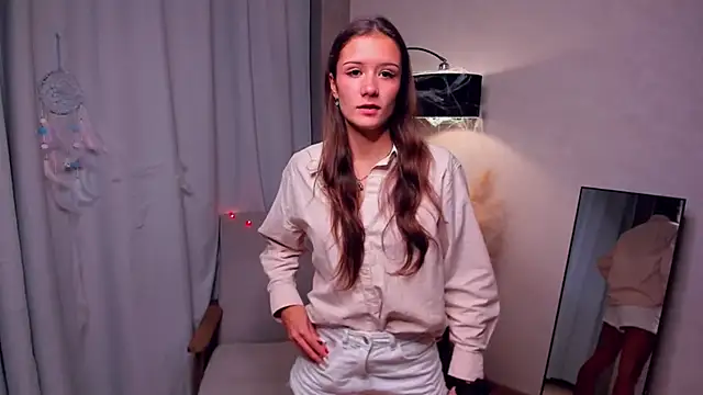 Snapshot of KeshaRachi chatting on November 2025 01:40:01 AM KeshaRachi online show from November 2025 01:40:01 AM