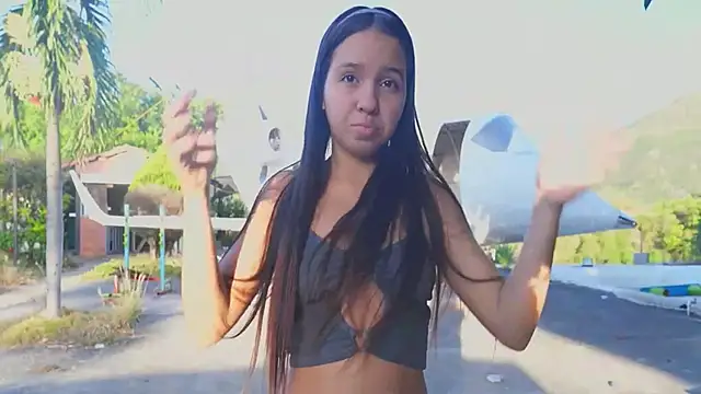 Snapshot of ggmansion60 chatting on November 2025 11:21:02 AM ggmansion60 online show from November 2025 11:21:02 AM