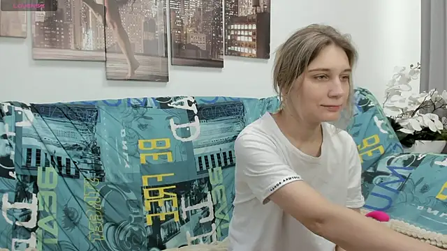 Tenderly Sophie online show from December 2025 01:12:02 AM