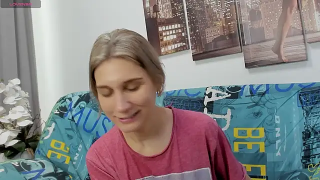 Tenderly Sophie online show from January 2026 01:20:01 AM