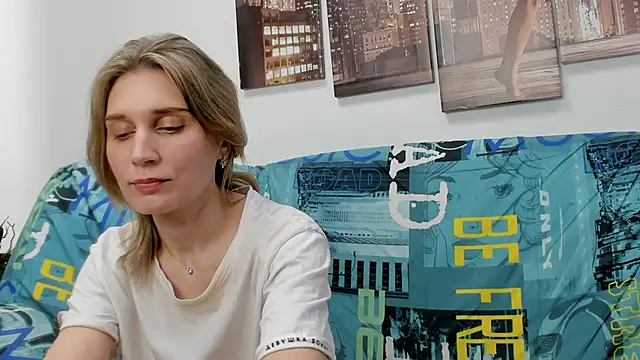 Tenderly Sophie online show from February 2026 06:26:01 AM