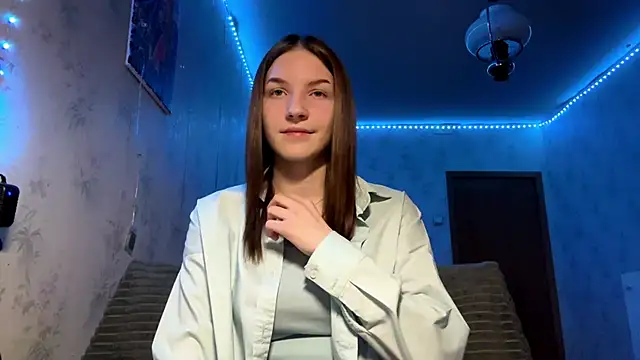 Beauty miIa online show from November 2025 04:40:01 PM