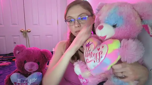 daddysprincess731 online show from April 2026 12:35:01 AM