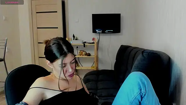 twinkle rosie online show from December 2025 07:53:02 PM