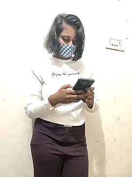 Snapshot of Rinki_hoty chatting on November 2025 02:46:02 AM Rinki hoty online show from November 2025 02:46:02 AM