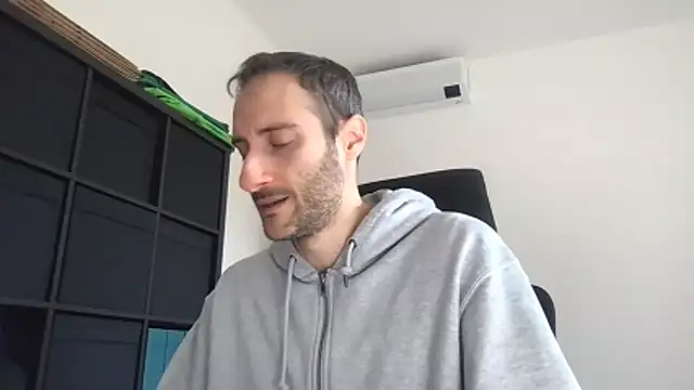 LukaShyGuy online show from January 2026 11:34:02 AM