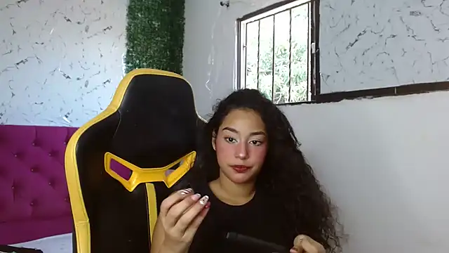 emily stars1 online show from January 2026 06:35:01 PM