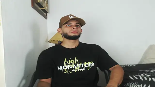 Maxcole 07 online show from October 2025 09:05:02 PM