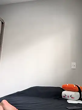 Meiii27 online show from November 2025 03:46:02 PM