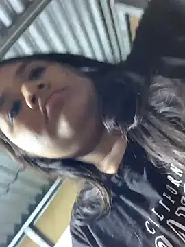 Roooou18 online show from November 2025 03:16:02 AM