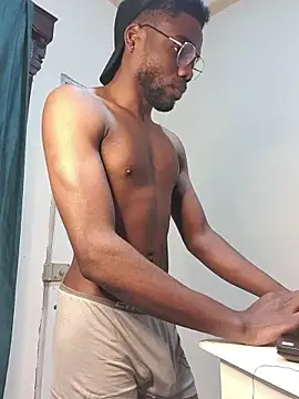 Suamyst 25 online show from November 2025 05:02:01 PM