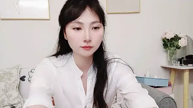 yuyan3929 online show from June 2026 01:28:02 AM