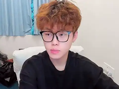 L1kuto online show from November 2025 03:36:02 PM