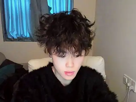 L1kuto online show from November 2025 06:41:02 AM