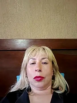 Snapshot of SelinaLovqx chatting on July 2026 03:03:02 PM SelinaLovqx online show from July 2026 03:03:02 PM