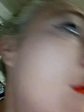 Snapshot of Raven_Fantastic chatting on October 2025 07:43:01 PM Raven Fantastic online show from October 2025 07:43:01 PM