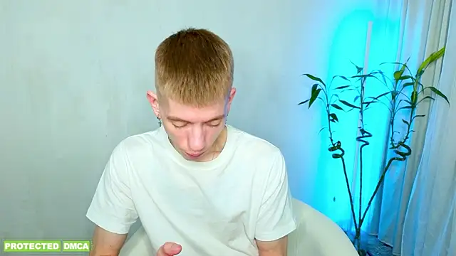 Cristian  Dior online show from March 2026 04:48:01 PM