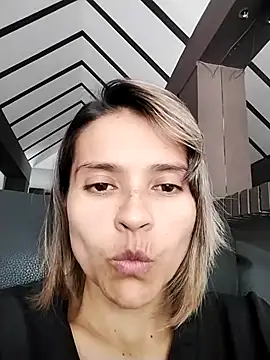 Snapshot of solunasol chatting on October 2025 02:53:01 PM solunasol online show from October 2025 02:53:01 PM