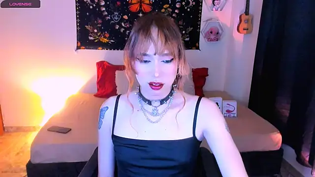 AdelineEsposito online show from November 2025 01:31:01 AM