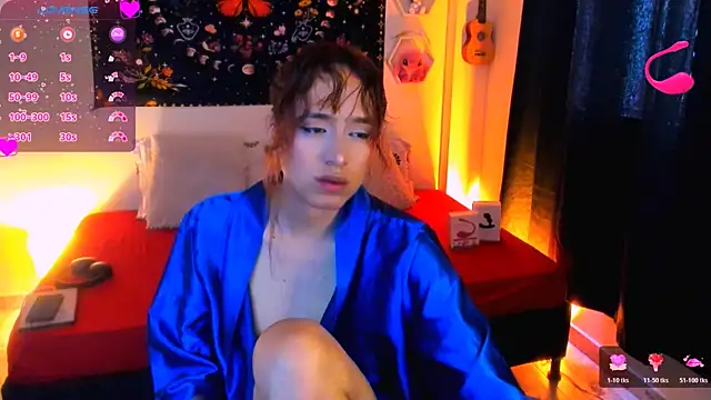 AdelineEsposito online show from December 2025 05:30:01 PM