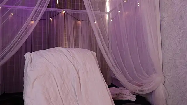 lexirouge   online show from March 2026 07:54:01 PM