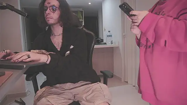 dan and daya online show from November 2025 09:26:02 AM