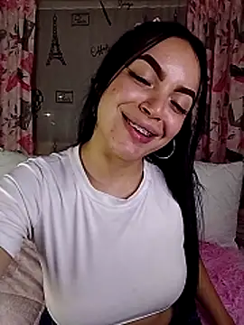 Snapshot of Nuvi_jonhs chatting on October 2025 01:13:02 AM Nuvi jonhs online show from October 2025 01:13:02 AM