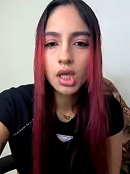 Snapshot of SofiCastro09_ chatting on October 2025 09:27:01 PM SofiCastro09  online show from October 2025 09:27:01 PM