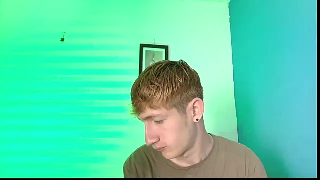 Erick Taylor3 online show from April 2026 07:14:01 PM