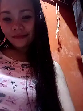 Snapshot of Wantit32 chatting on October 2025 06:41:02 PM Wantit32 online show from October 2025 06:41:02 PM