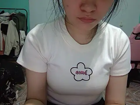 May2k2 online show from November 2025 02:44:01 AM