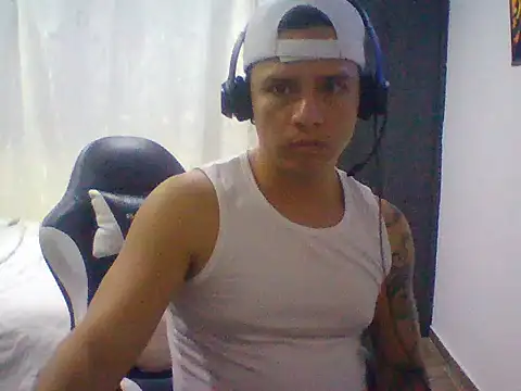 Snapshot of JuanPabloBocanegra chatting on October 2025 05:29:02 AM JuanPabloBocanegra online show from October 2025 05:29:02 AM