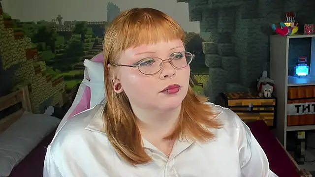 LottieReed online show from December 2025 03:39:01 PM