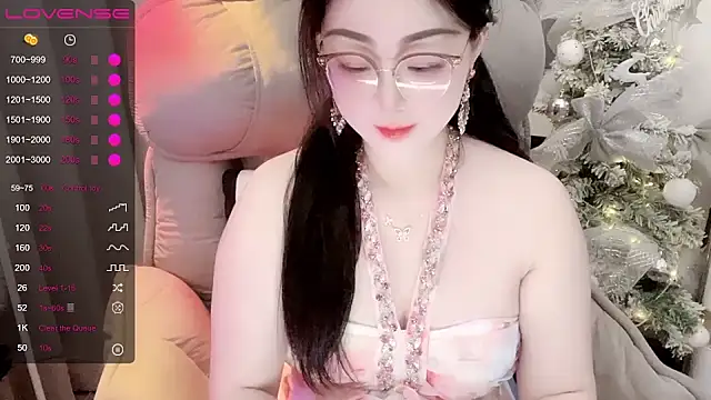 Snapshot of Monica-666888- chatting on May 2026 04:03:01 PM Monica-666888- online show from May 2026 04:03:01 PM