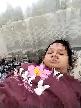 Snapshot of Night_Queen4 chatting on October 2025 02:08:02 AM Night Queen4 online show from October 2025 02:08:02 AM