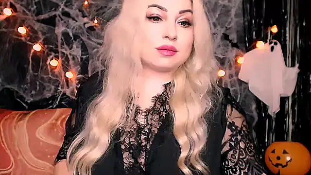 Renee Cherry online show from October 2025 12:24:02 AM