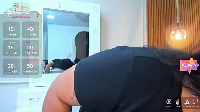 Hanna curvy  online show from November 2025 11:11:01 AM