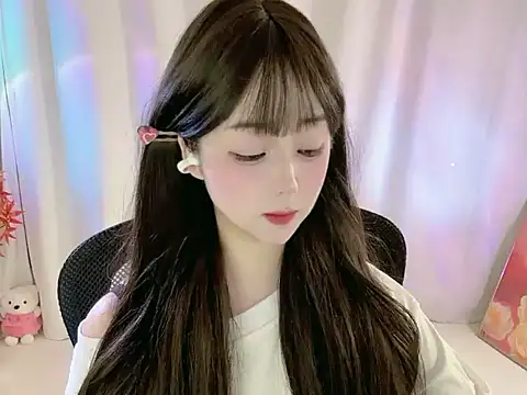 Clover zizi online show from October 2025 09:22:02 AM