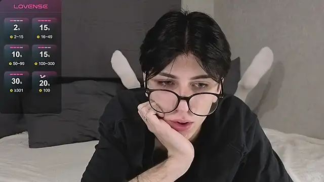 Oliver star boy  online show from December 2025 08:49:02 PM