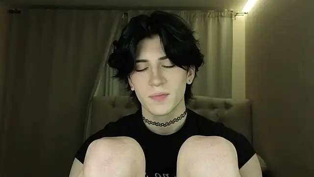 Oliver star boy  online show from April 2026 07:07:02 PM