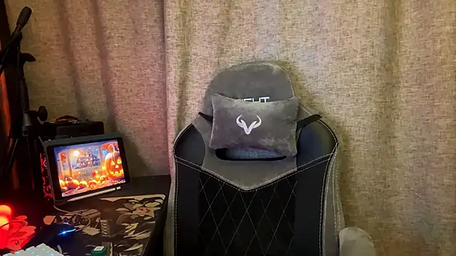 Softixq online show from October 2025 01:56:01 PM