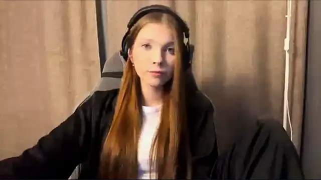 Softixq online show from November 2025 03:43:02 PM