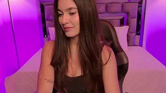 Bella Clark2 online show from November 2025 03:51:01 AM