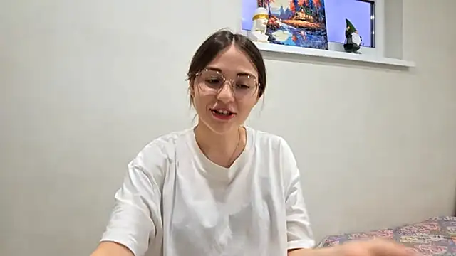 Snapshot of Brevelli_Hope chatting on October 2025 02:13:02 PM Brevelli Hope online show from October 2025 02:13:02 PM