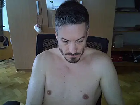 delayclose   online show from April 2026 04:01:01 PM